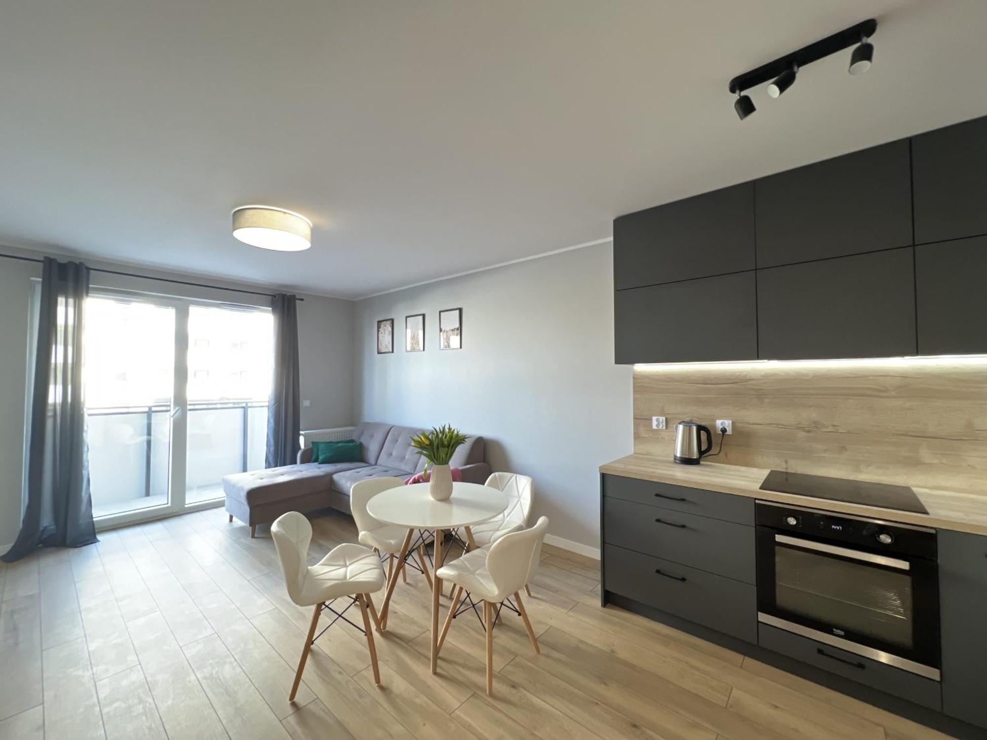 Ideal Letnica Apartment